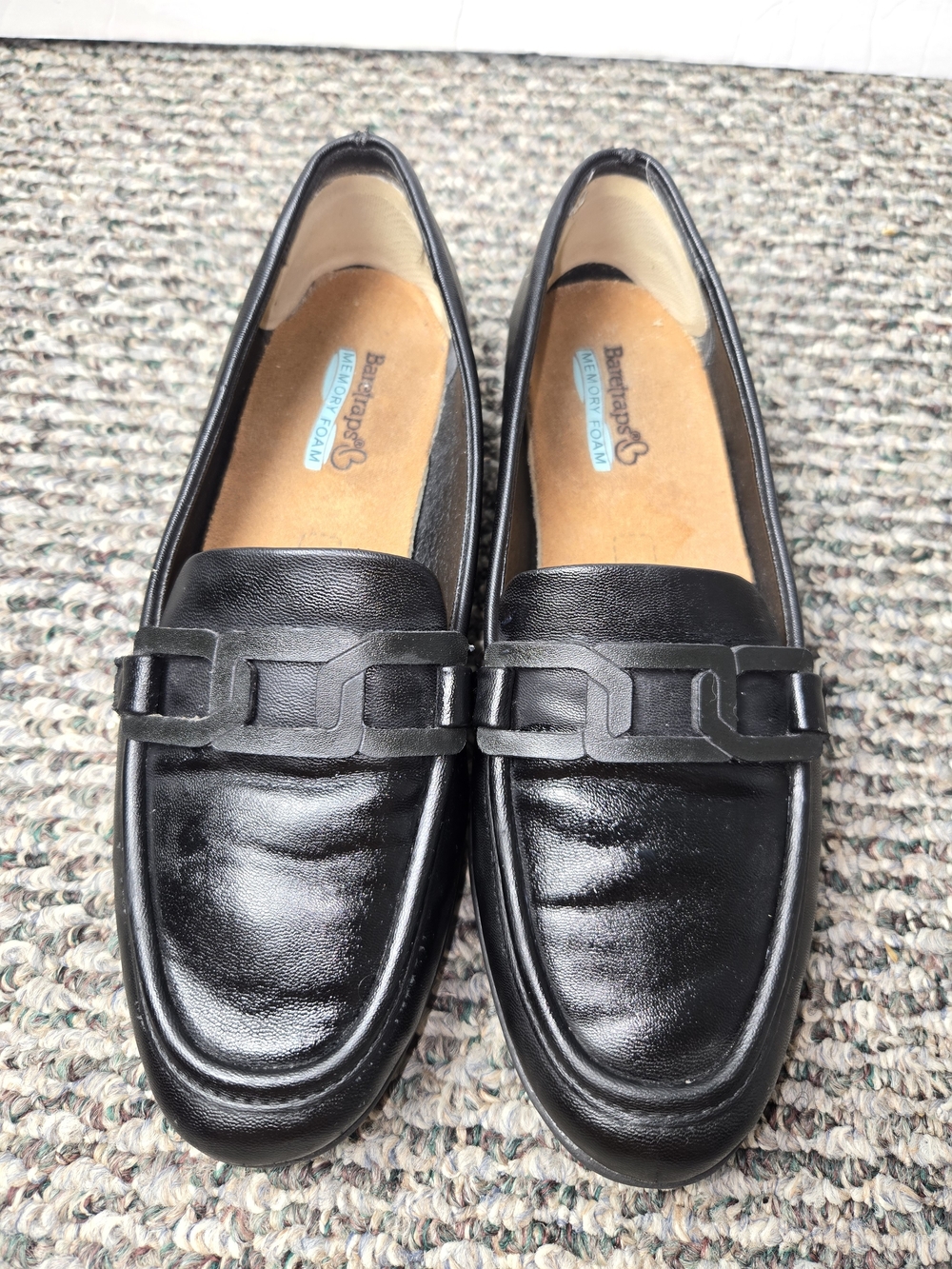 BareTraps Addison Black Memory Foam Slip-On Loafers Size 6M